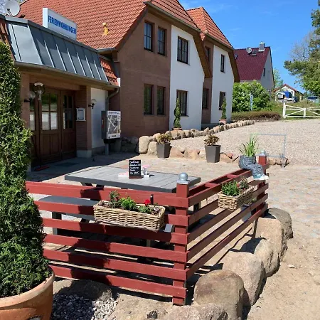 Appartement Ostwind - Ferienwohnungen&meer Steffenshagen